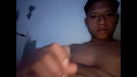 efrenbenjaminagurovilla online show from 12/02/25, 08:41