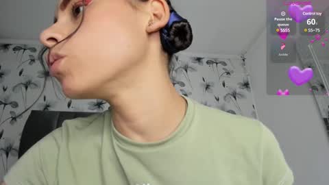 Valery online show from 02/10/25, 04:04