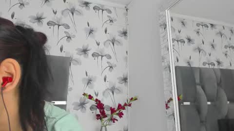 Valery online show from 10/07/25, 01:41