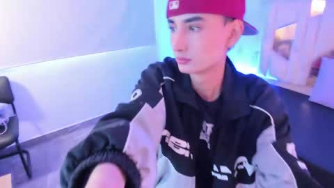 eidan_tay online show from 05/17/26, 12:34