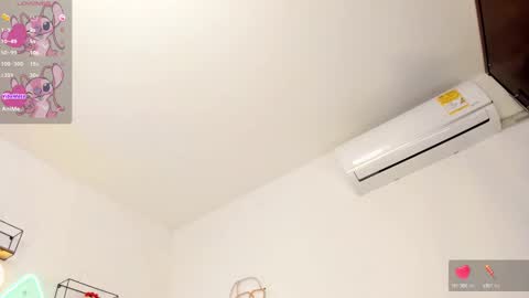 eileenn tanihara online show from 01/26/25, 12:11