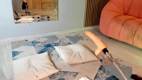 Eilin online show from 03/06/25, 12:10