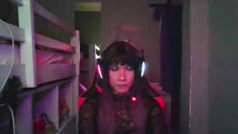 Eimi online show from 03/31/26, 12:23