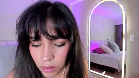 Snapshot of eimmy_bm chatting on 10/06/25, 07:00 eimmy_bm online show from 10/06/25, 07:00