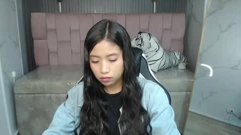 Snapshot of eimy18_b chatting on 05/07/26, 01:16 eimy18_b online show from 05/07/26, 01:16