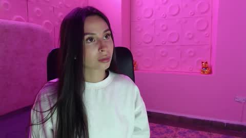 Snapshot of eimy_rose1 chatting on 02/17/26, 11:50 Eimy rose online show from 02/17/26, 11:50