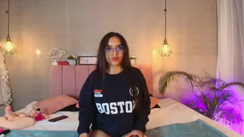 eimy_rosse18 online show from 10/09/25, 10:02