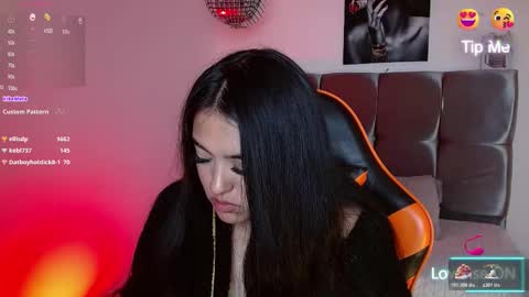 eimy_saenzx online show from 01/07/26, 08:39