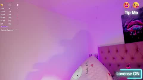 eimy_saenzx online show from 01/07/26, 08:55