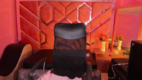 Snapshot of eimycute chatting on 02/06/26, 01:25 Eimy online show from 02/06/26, 01:25