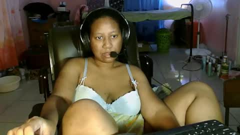 Eirondra Valeen online show from 02/21/26, 12:11