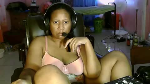 Eirondra Valeen online show from 03/11/26, 12:38