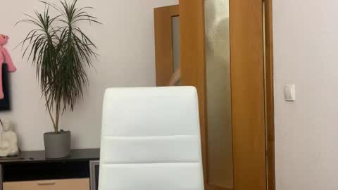 Eitan online show from 12/14/24, 11:07