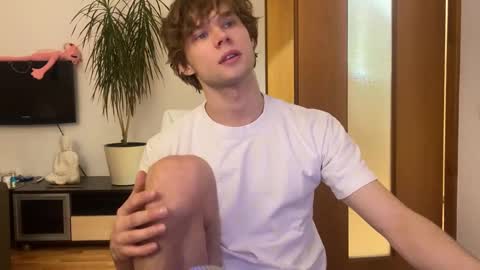 Eitan online show from 01/18/25, 07:15