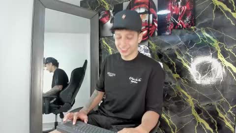 Snapshot of eithan__boy chatting on 02/20/26, 11:54 Eithan online show from 02/20/26, 11:54