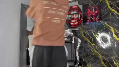 Snapshot of eithan__boy chatting on 02/26/26, 12:04 Eithan online show from 02/26/26, 12:04