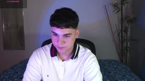 Snapshot of eithan_jonnes chatting on 02/26/26, 08:08 Eithan online show from 02/26/26, 08:08