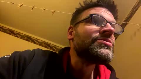 Snapshot of ejbooker11 chatting on 03/08/26, 02:04 PiedPiper online show from 03/08/26, 02:04