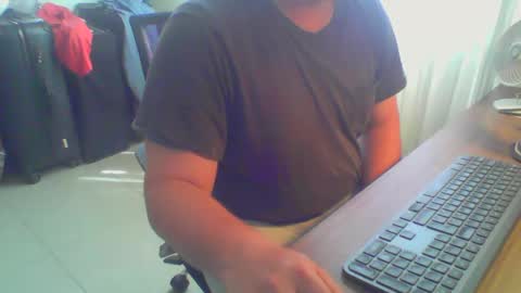 Snapshot of ekudemic chatting on 12/19/24, 06:45 Juan Pablo M online show from 12/19/24, 06:45