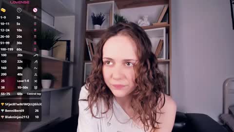 Elis 3 online show from 02/17/25, 03:25