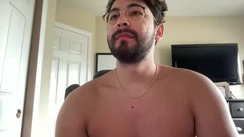 Snapshot of el_bonbon_rico chatting on 05/03/26, 04:35 el bonbon rico online show from 05/03/26, 04:35