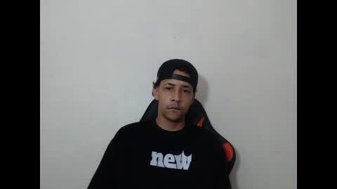 Snapshot of el_menor chatting on 05/13/26, 02:53 Instagram BelowAbajo online show from 05/13/26, 02:53