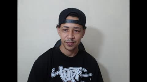 Snapshot of el_menor chatting on 05/14/26, 03:02 Instagram BelowAbajo online show from 05/14/26, 03:02