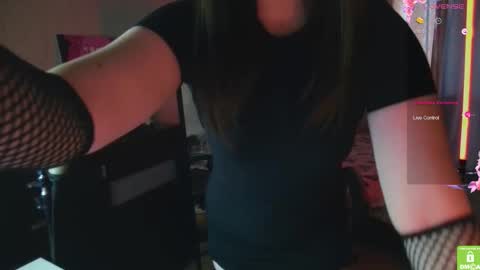 If you like it when I meow give me a thumbs up online show from 10/22/25, 08:47