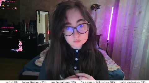 If you like it when I meow give me a thumbs up online show from 12/19/25, 12:23