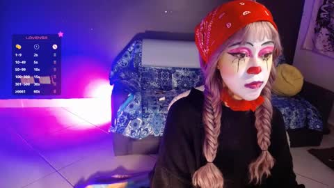 Ela  Help me reach 100 thumbs up online show from 03/08/25, 08:00