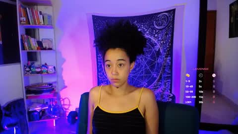 Ela  Help me reach 100 thumbs up online show from 04/21/26, 02:51