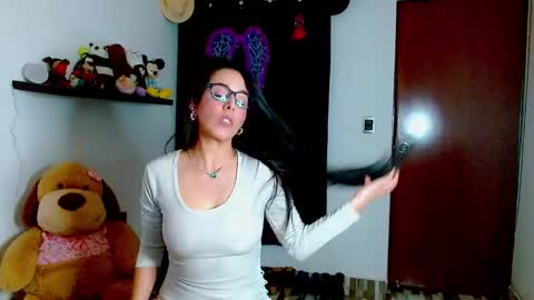 ela_3611 online show from 12/03/24, 02:47