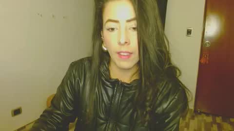 ela_3611 online show from 11/05/25, 05:51