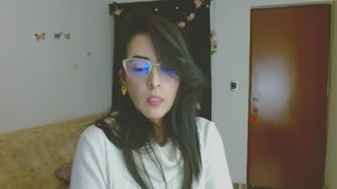 ela_3611 online show from 04/29/26, 05:11