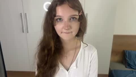 Snapshot of ela_wish chatting on 07/03/26, 08:37 Ela online show from 07/03/26, 08:37