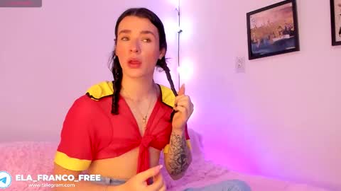 Snapshot of elaia_franc chatting on 02/12/26, 04:40 Elaia franco online show from 02/12/26, 04:40