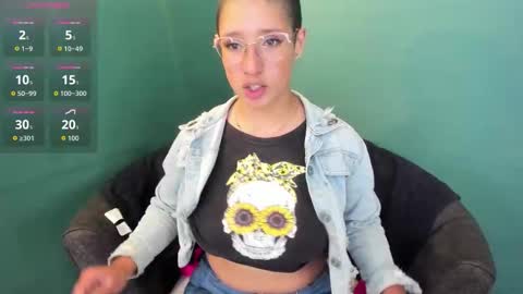 elaine87_ online show from 09/12/25, 08:42