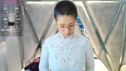 elaine87_ online show from 09/24/25, 08:56