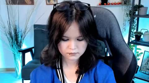 Your sweet girl online show from 03/05/25, 01:10