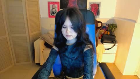 Your sweet girl online show from 10/17/25, 07:27