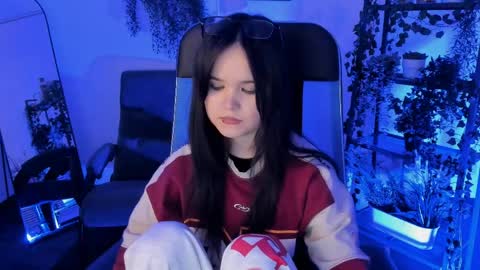 Snapshot of elainebeness chatting on 05/26/26, 11:12 Your sweet girl online show from 05/26/26, 11:12