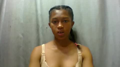 elaliealdy online show from 09/09/25, 08:14