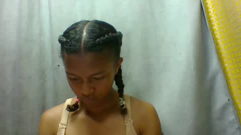 elaliealdy online show from 10/13/25, 05:18