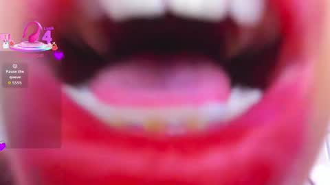 Snapshot of elana_keplerr chatting on 02/25/26, 12:59 Elana kepler online show from 02/25/26, 12:59