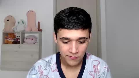 elandor online show from 12/15/25, 06:50