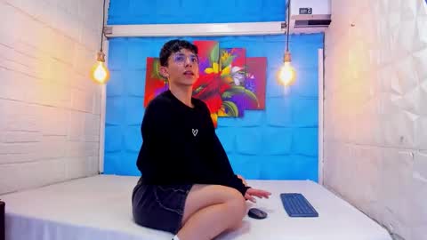 Elan Giralon online show from 02/24/26, 12:19