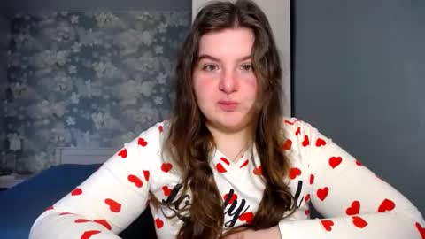 Elanis online show from 03/08/25, 10:00