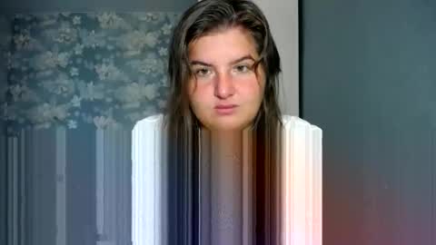 Elanis online show from 09/18/25, 10:28