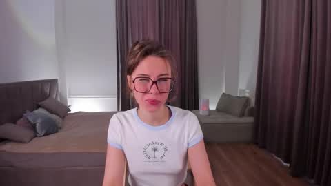 ELA 3 online show from 02/24/26, 06:11