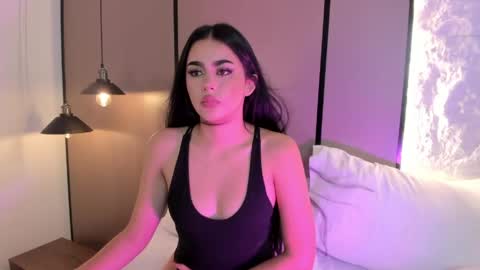 elara_bloom_ online show from 04/28/26, 02:27
